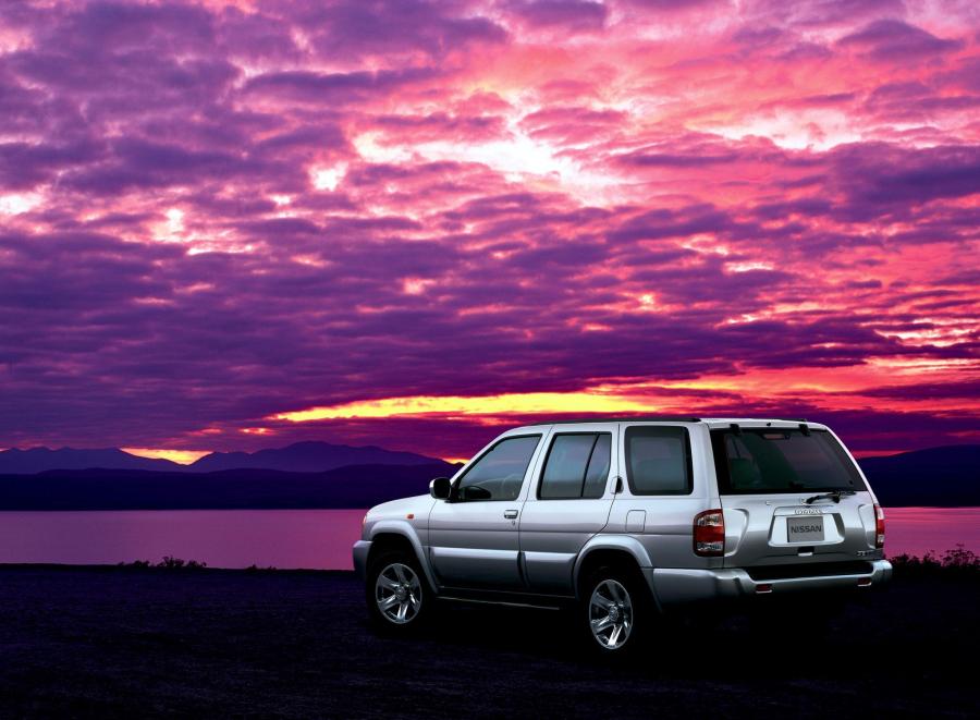  Nissan Pathfinder 1999 года  (фото 12 из 13)